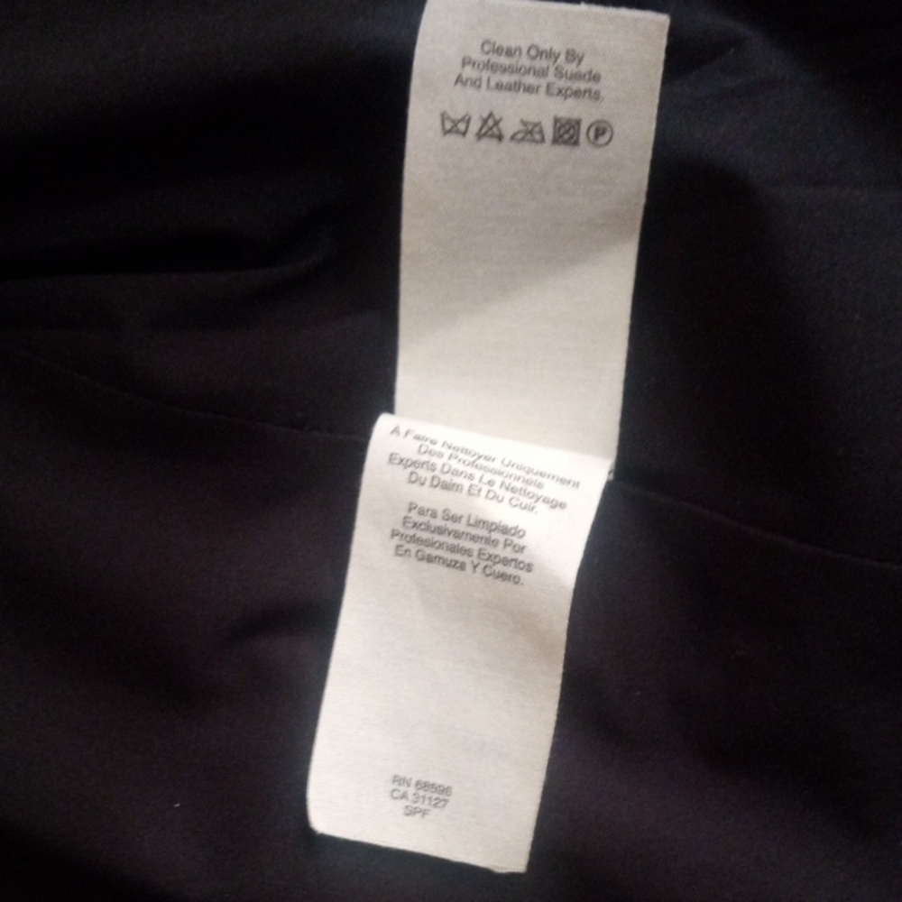 DKNY Women"s Sleek Black Lamb Skin and Fabric Vest, Size Medium - Picture 13 of 16